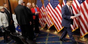 Supreme Court ruling offers little relief for Republicans divided on Trump’s tariffs