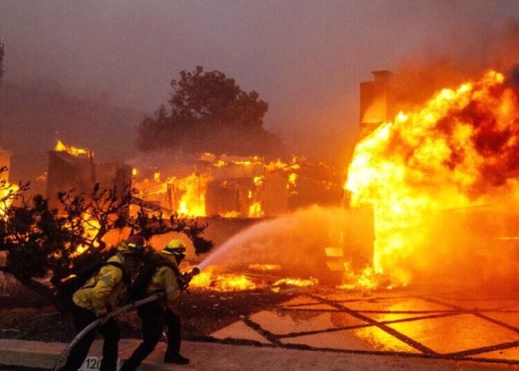 L.A. firefighter testifies that Lachman fire was not fully put out when crews were ordered to leave