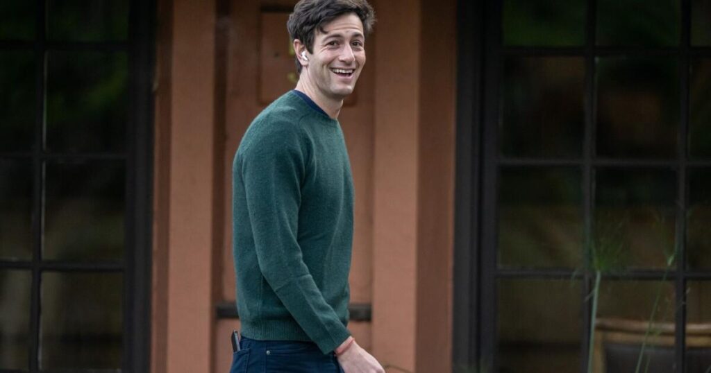 Venture capitalists break decades-old taboo by backing AI competitors