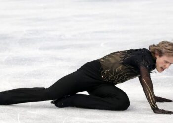 Ilia Malinin suffers stunning stumble, finishes eighth in figure skating at Olympics