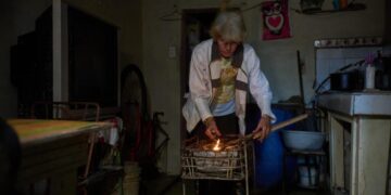 U.S. announces $6 million in aid for Cuba as its leader accuses U.S. of ‘energy blockade’