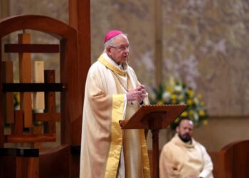 L.A. archbishop holds ‘Mass for Peace’ as students protest Trump immigration policies