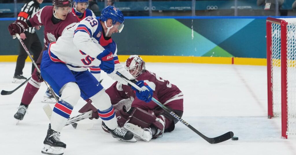 U.S. routs Latvia in Olympic hockey opener