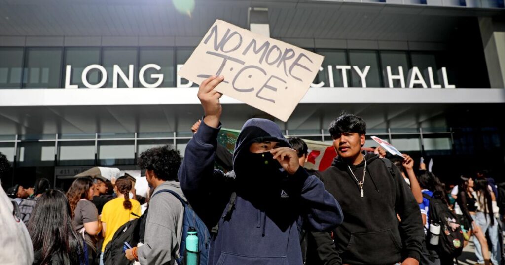 Long Beach mayoral candidate facing death threats after viral video calls on gang leaders to oppose ICE