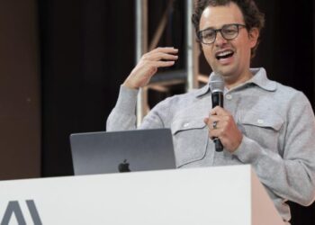 Trump orders federal agencies to stop using Anthropic’s AI after clash with Pentagon