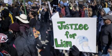 5-year-old Liam Conejo Ramos and father, upon judge’s order, freed by ICE and back in Minnesota