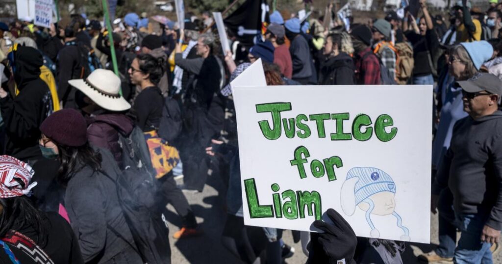 5-year-old Liam Conejo Ramos and father, upon judge’s order, freed by ICE and back in Minnesota