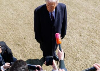 Trump raises the possibility of a ‘friendly takeover of Cuba’ coming out of talks with Havana