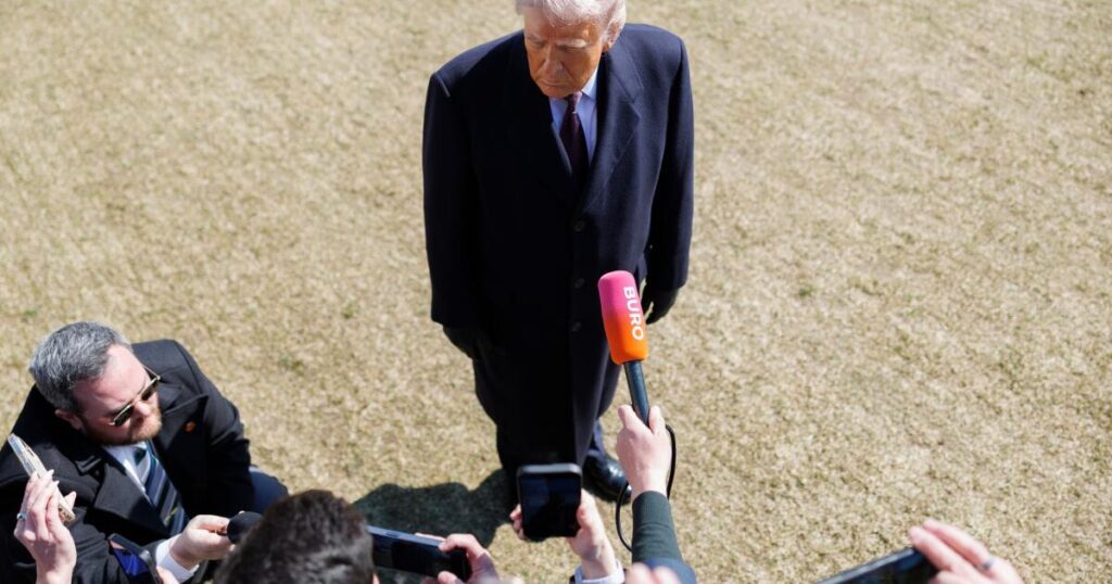 Trump raises the possibility of a ‘friendly takeover of Cuba’ coming out of talks with Havana