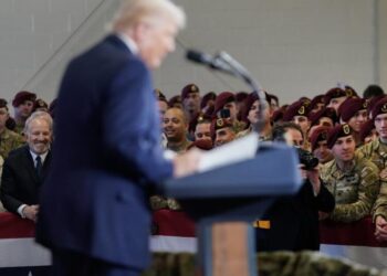 Clinton, Bush, Obama and Biden, please speak out against Trump