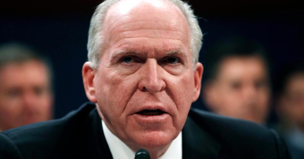 New subpoenas issued in inquiry on response to 2016 Russian election interference, AP sources say