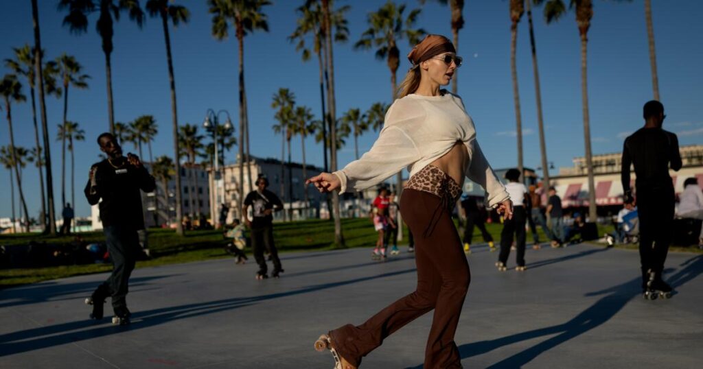 ‘Dramatic’ rise in temperatures across L.A. during mini February heat wave: How long will it last?