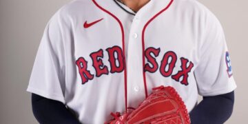 While fans love to hate Fanatics, the company didn’t botch Red Sox jerseys