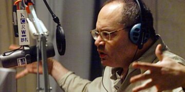 Michael Silverblatt, ‘genius’ host of KCRW literary show ‘Bookworm,’ dies at 73