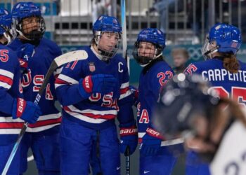 Hilary Knight and U.S. women dominate again in victory over Finland