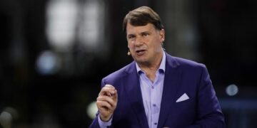 Ford CEO pitched Chinese joint ventures to Trump administration officials