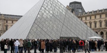 Louvre Museum director resigns in the wake of October’s brazen French crown jewels heist