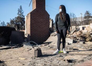 Lawmakers demand insurers explain tough requirements for payouts to wildfire victims