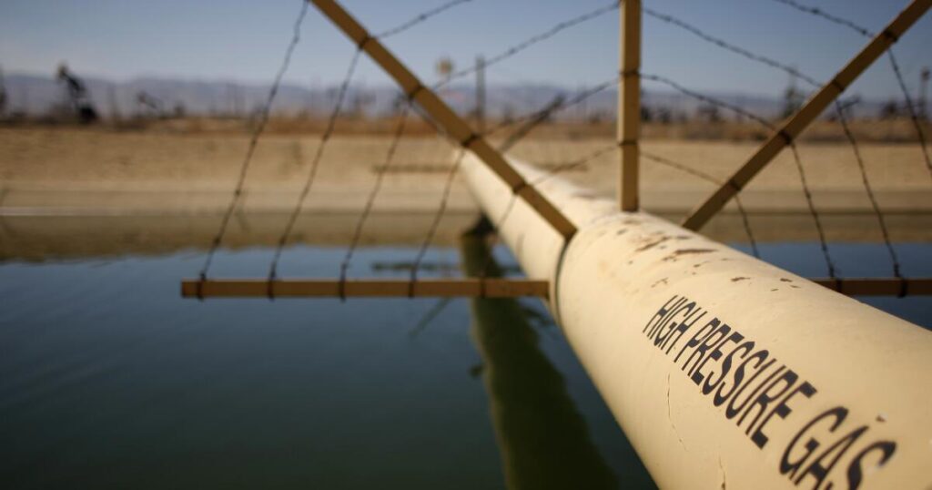 Blending hydrogen into gas pipelines would enrich utilities and harm Californians