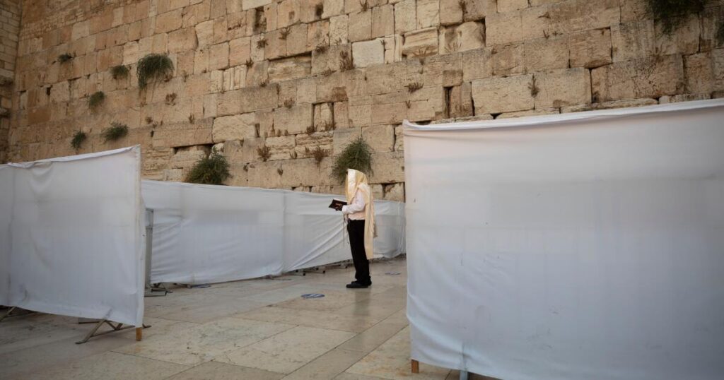 Israel’s parliament moves toward ban on mixed-gender prayer at Jerusalem’s Western Wall