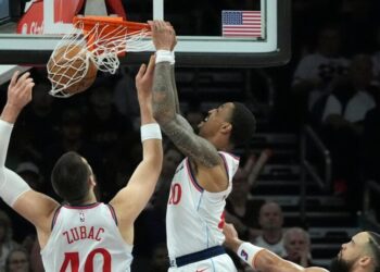 No James Harden, no problem for Kawhi Leonard and Clippers in win over Suns