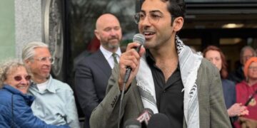 Judge blocks deportation of Palestinian activist who led protests at Columbia