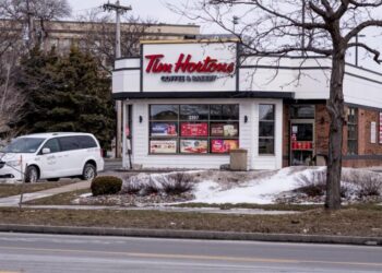 Video shows nearly blind refugee being released by Border Patrol, 5 days before his death