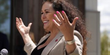 Labor unions urge Gov. Gavin Newsom, California lawmakers to rein in artificial intelligence