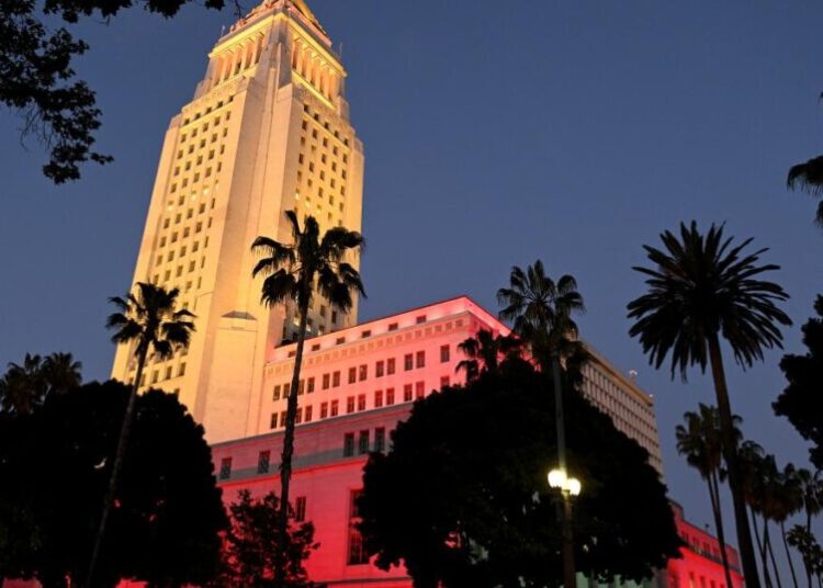 L.A. City Council should expand to 25 members, charter reform commission says