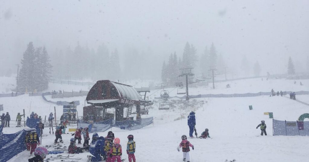 Los Angeles man dies on advanced ski trail near Lake Tahoe