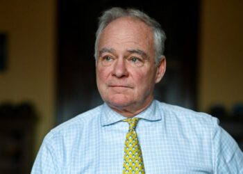 Tim Kaine Is Forcing the Iran War Debate From the Minority