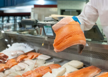 Fresh Food Distributors Add Surcharges as Fuel Costs Rise