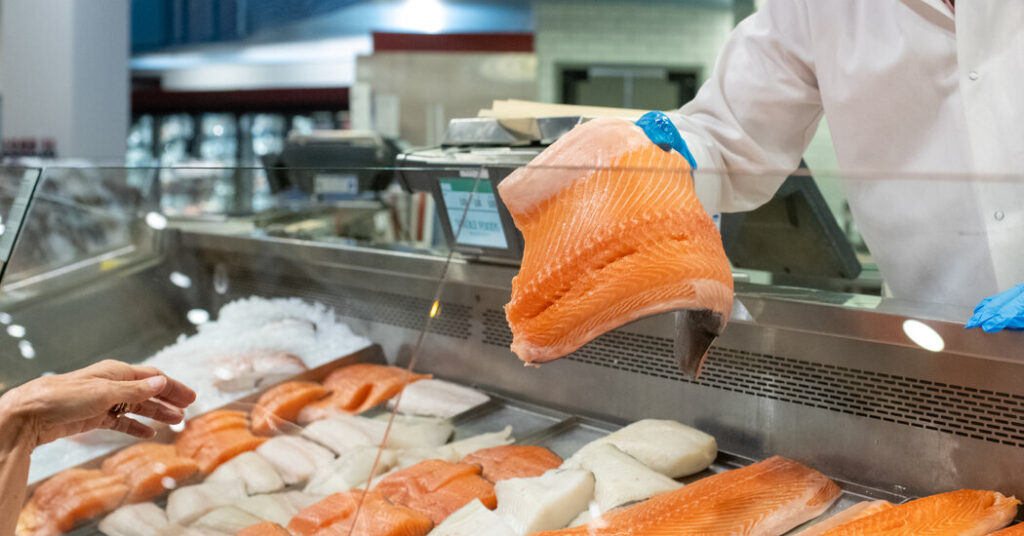 Fresh Food Distributors Add Surcharges as Fuel Costs Rise