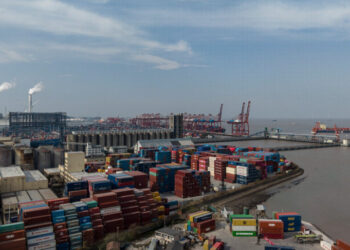 For China, Billions of Dollars Are at Risk From a Widening War