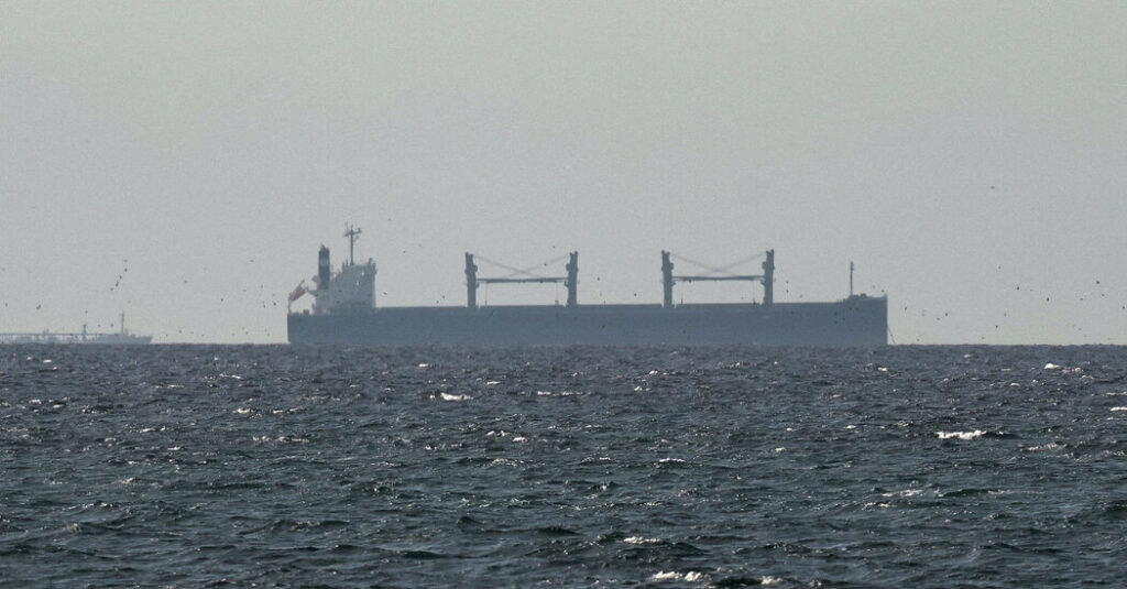 As War With Iran Hurts Oil Prices, U.S. Turns to Iranian Boats for Help