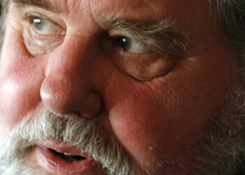 Coleman Barks, Who Popularized the Islamic Poet Rumi in the West, Dies at 88