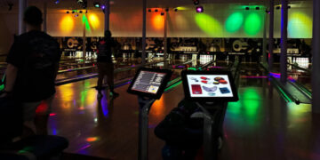 As Trump Squeezes Cuba, U.S. Military Exists in a Bubble