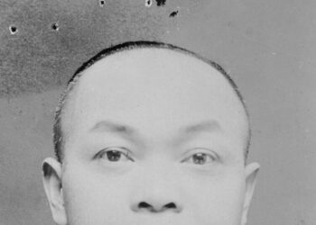 Trump’s Birthright Citizenship Order at Supreme Court Splits Conservative Scholars