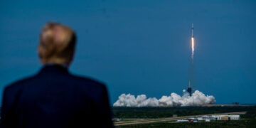 For Trump, Moon Mission Is a Ticket to Greater Goals, and His Own Legacy