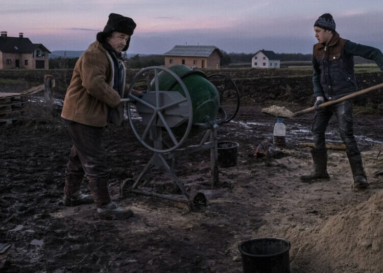 In Ukraine, a Community of ‘Simple Believers’ Shuns the Modern World