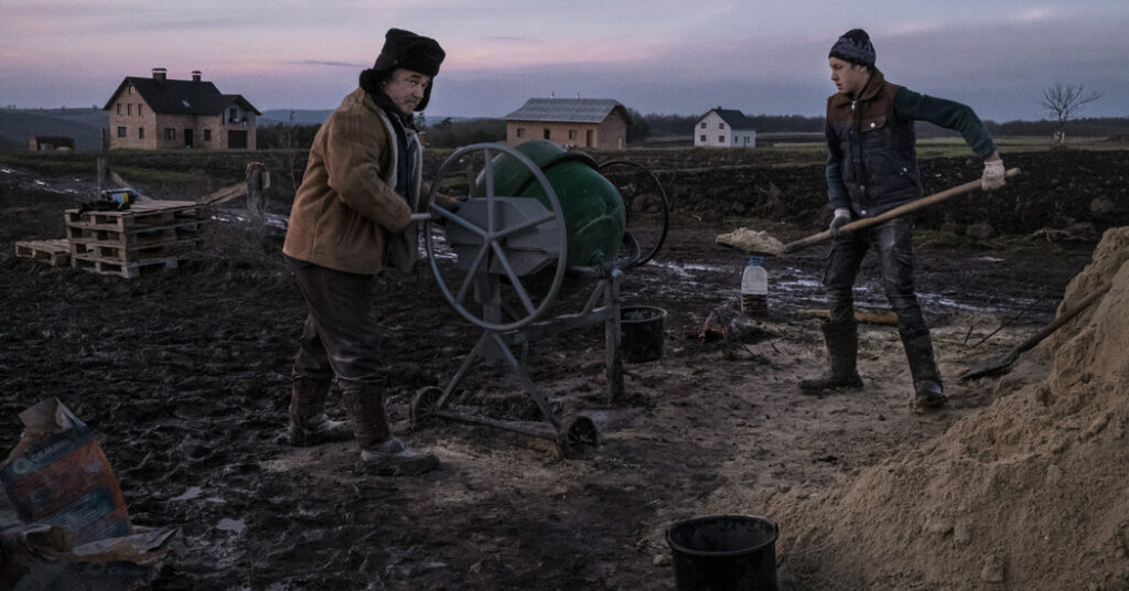 In Ukraine, a Community of ‘Simple Believers’ Shuns the Modern World