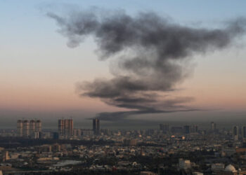 Stakes Quickly Rise for U.S. in War, With 3 Service Members Killed