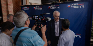 As the Midterms Begin, Texas Offers a Test Case for Both Parties