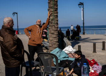 More Lebanese Flee Their Homes as Israel Strikes Back at Hezbollah