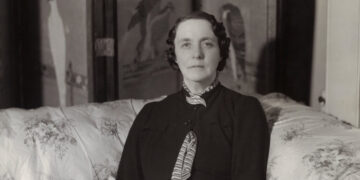 Her Daughters Got the Press. Until Now.