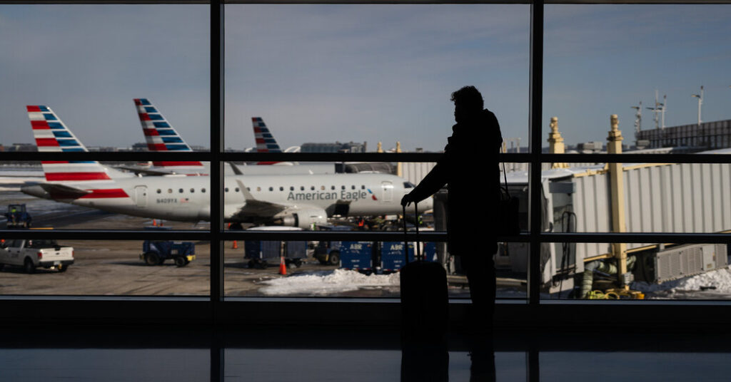 Airline Stocks Tumble as Iran War Expands Across Middle East