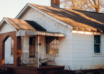 Honored Nationwide, Jesse Jackson Is Less Celebrated in His Hometown