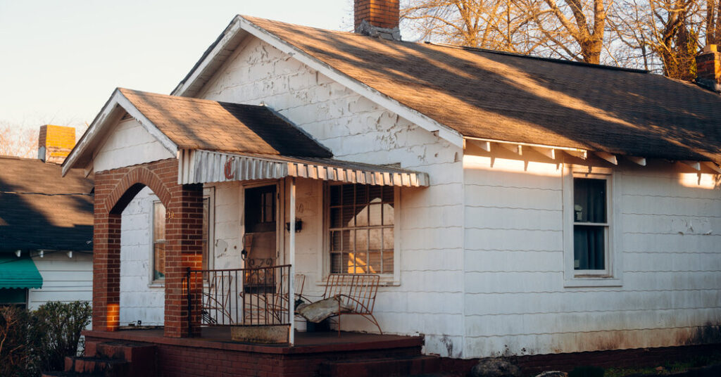 Honored Nationwide, Jesse Jackson Is Less Celebrated in His Hometown