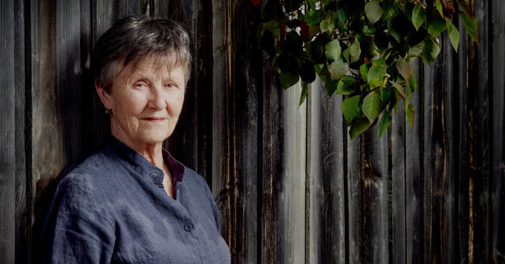 The Companionable Brilliance of Helen Garner