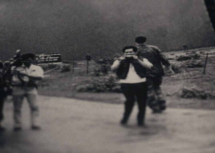 Photographer in Dispute Over ‘Napalm Girl’ Image Sues Netflix